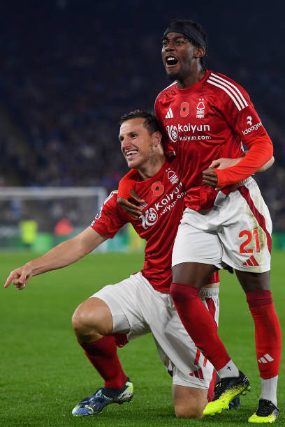 球给处于空 球给处于空