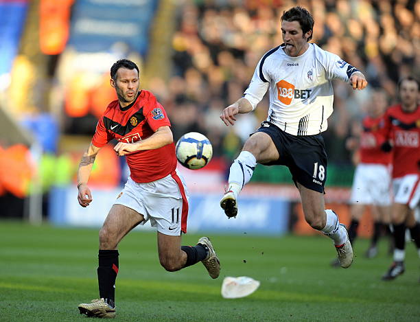 中乙首球 中乙首球