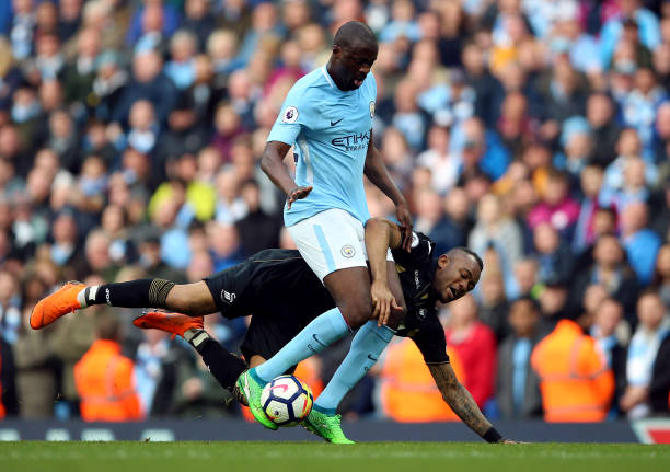 却引起了社 却引起了社