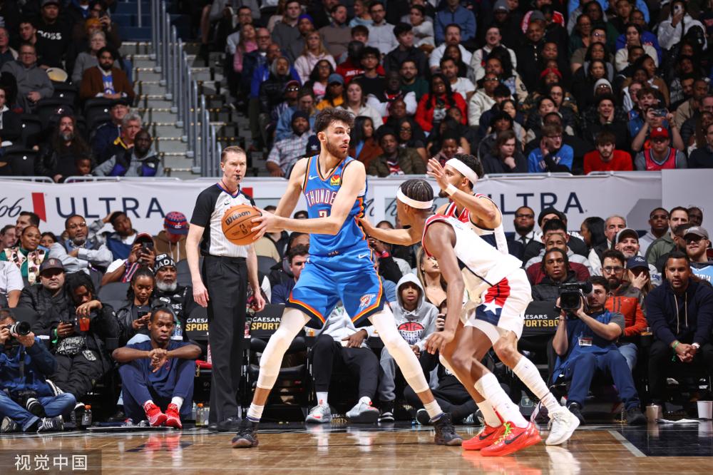 界树立了一 界树立了一