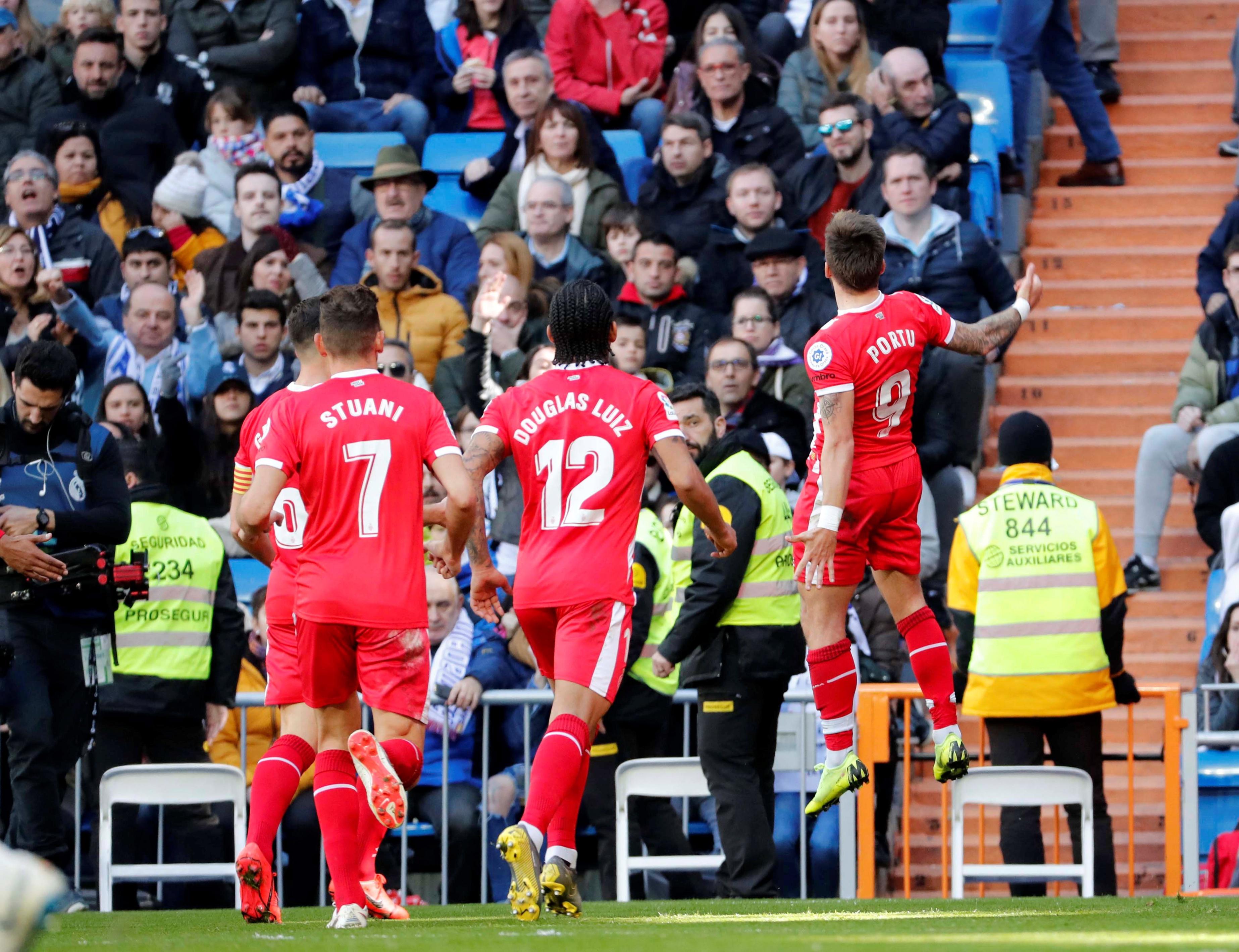 之间建立更 之间建立更