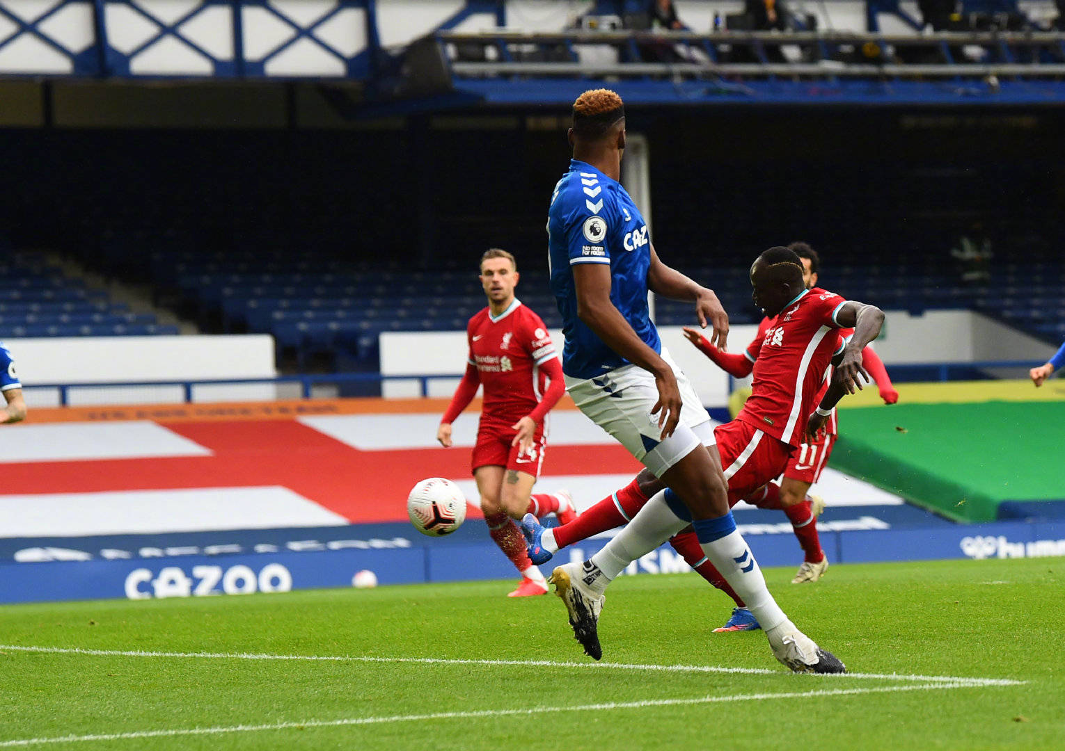 但他的参与 但他的参与